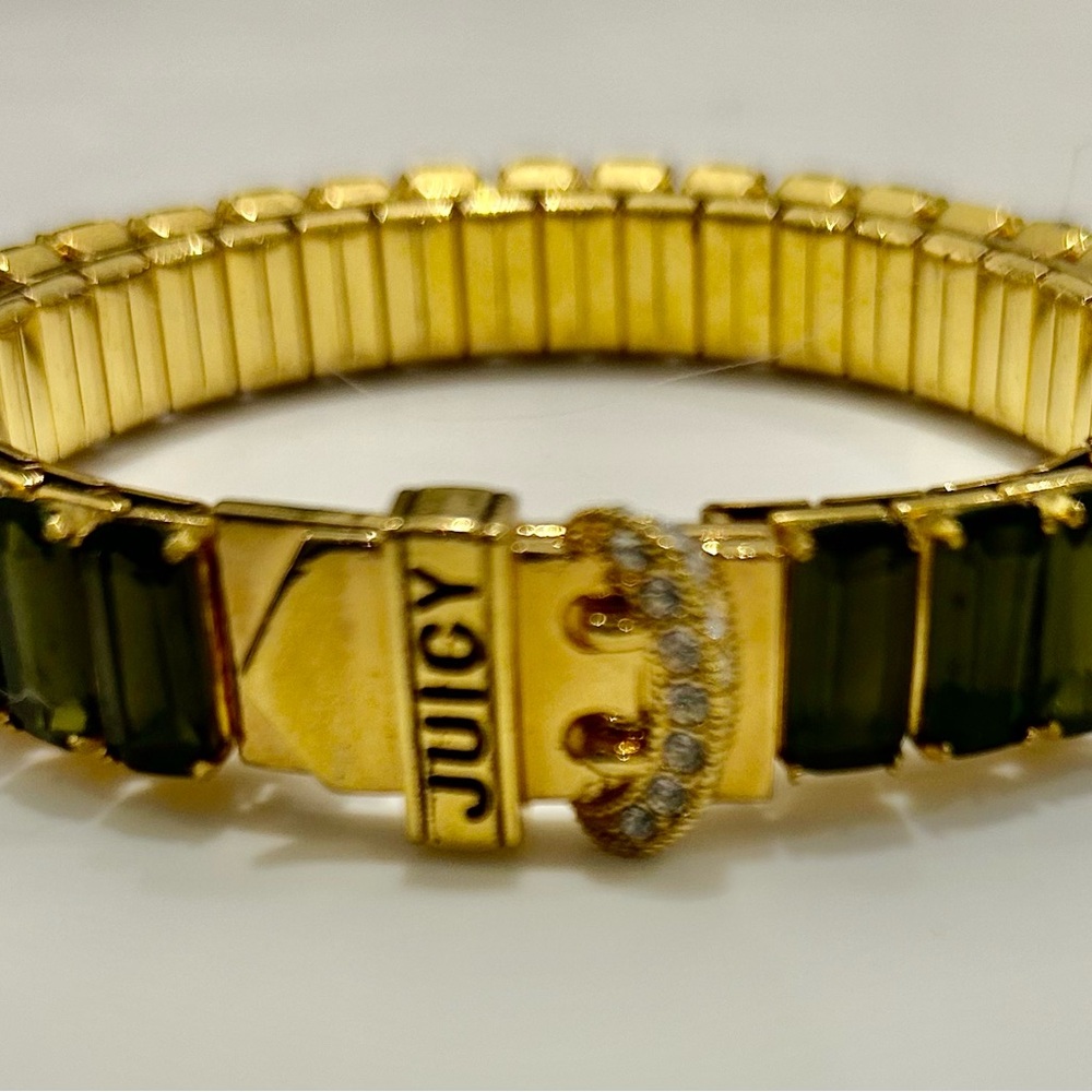 juicy couture green and gold stretch bracelet. New. Never worn. Y2K